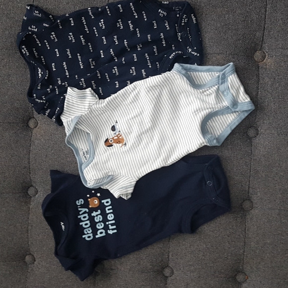 Short-sleeve bodysuits - Picture 1 of 1